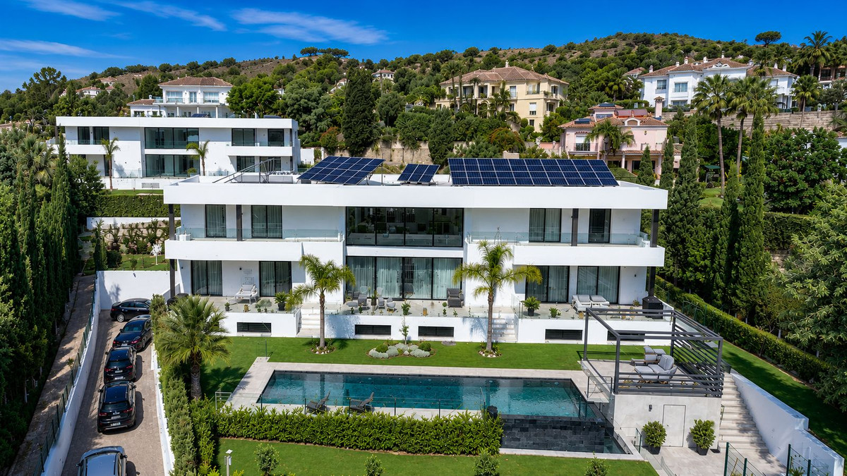 El Paraiso, Estepona